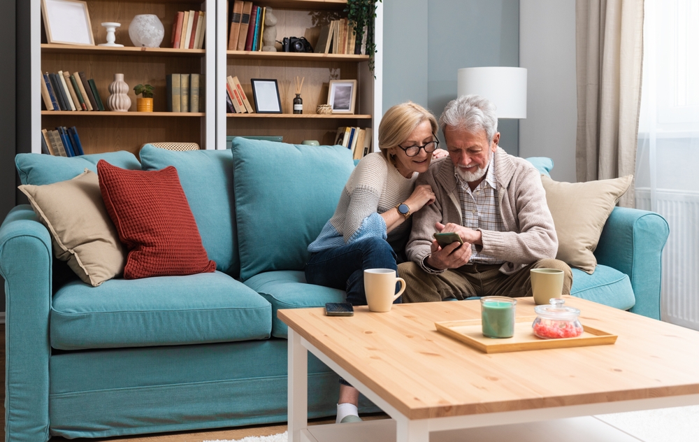 Top 5 Dating Apps for Senior Singles in 2025