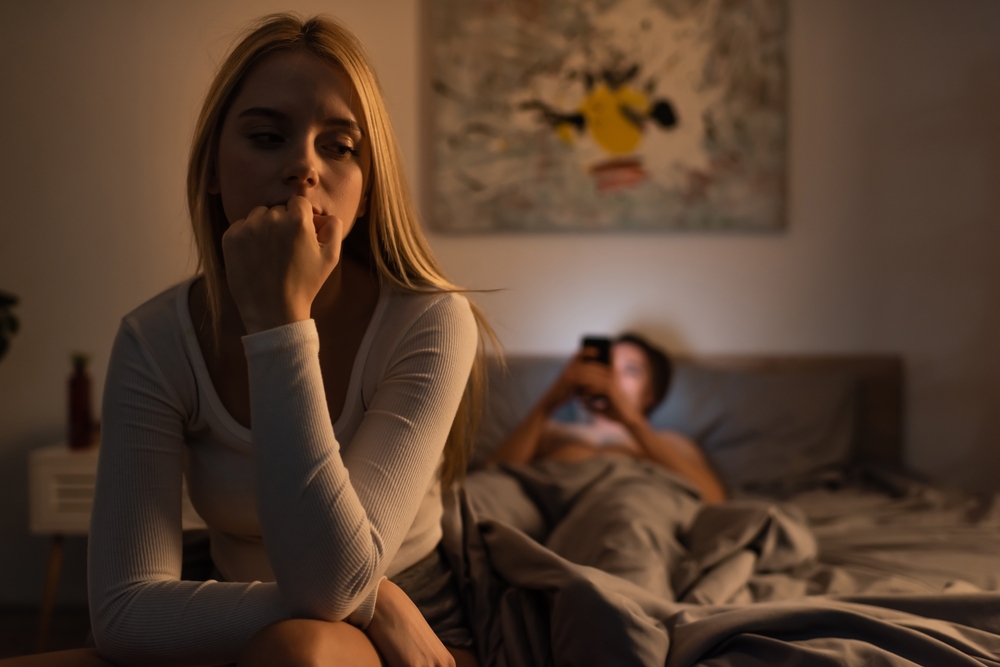 9 Signs Your Partner Is in Love With Someone Else